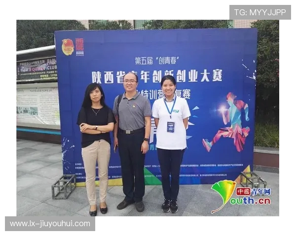 今朝足球俱乐部激战正酣 展现青春风采与团队协作拼搏精神